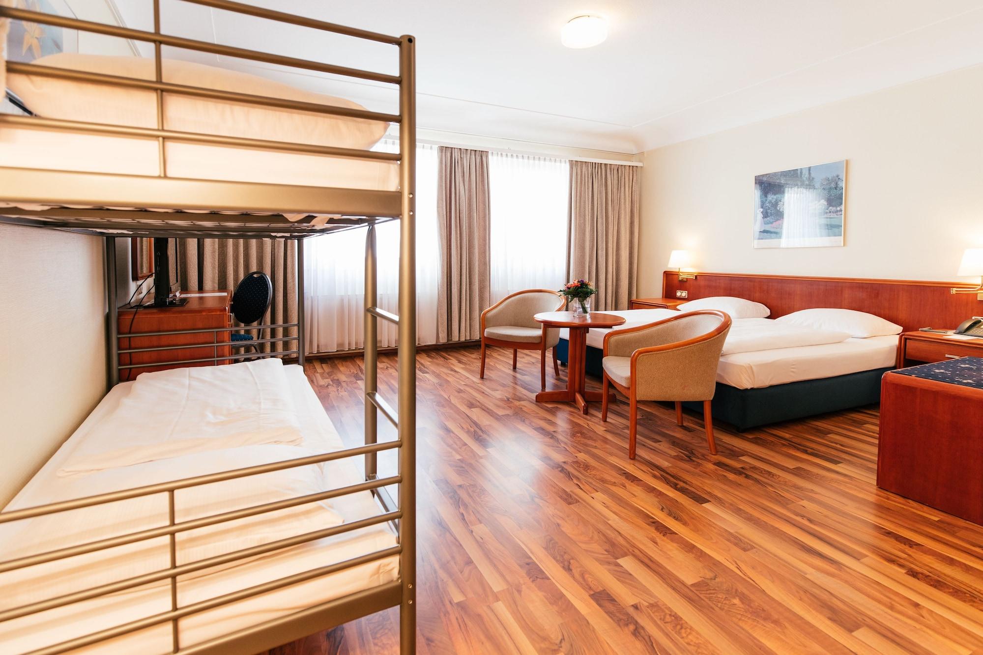 Hotel Excelsior - Central Station Франкфурт-на-Майне Экстерьер фото