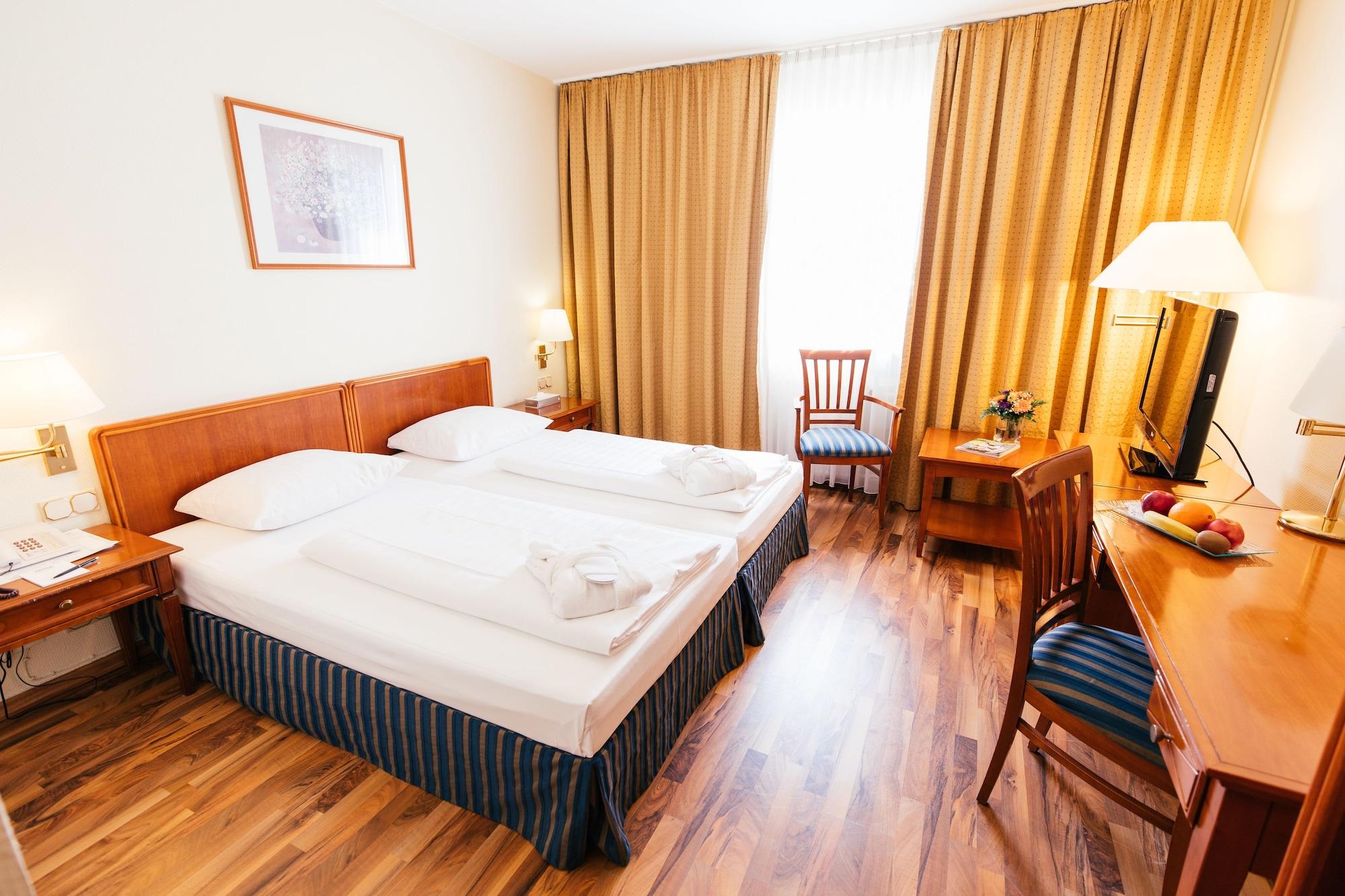 Hotel Excelsior - Central Station Франкфурт-на-Майне Экстерьер фото