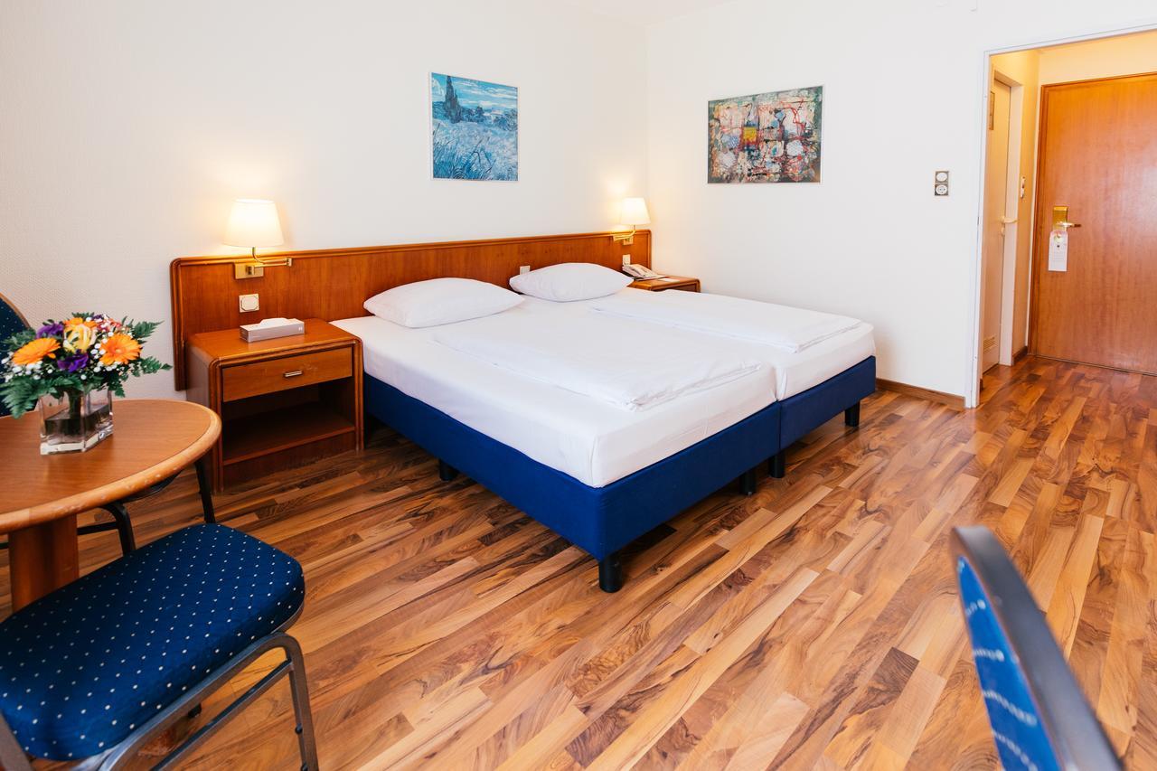 Hotel Excelsior - Central Station Франкфурт-на-Майне Экстерьер фото